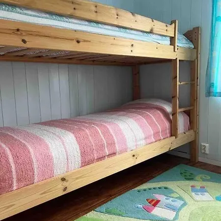 Frittliggende Hytte I Flott Turterreng Molde Exterior photo